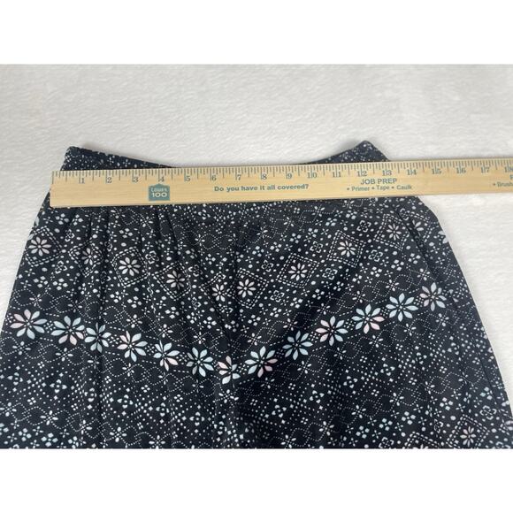 Laura Ashley Women's Pajama Set Size M Soft Fleece Fair Isle Cozy Cabin 2 Pc - Picture 11 of 14